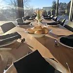 Domaine De L'ambassadeur Hotel Léglise