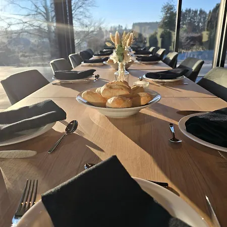 Domaine De L'ambassadeur מלון Léglise