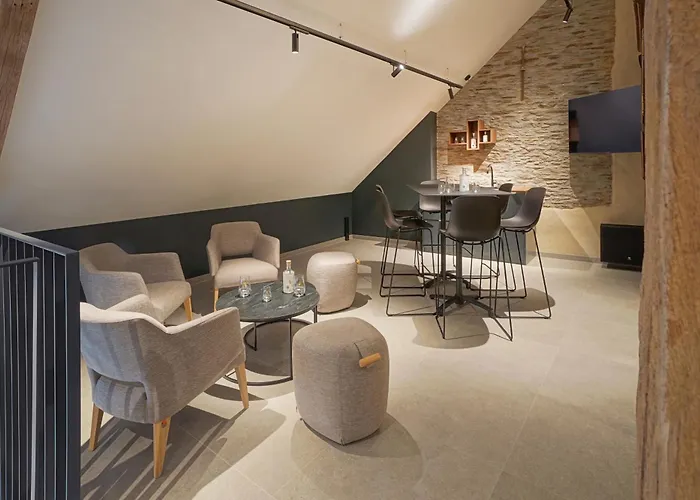 Domaine De L'ambassadeur * Léglise