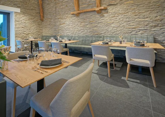 Domaine De L'ambassadeur * Léglise